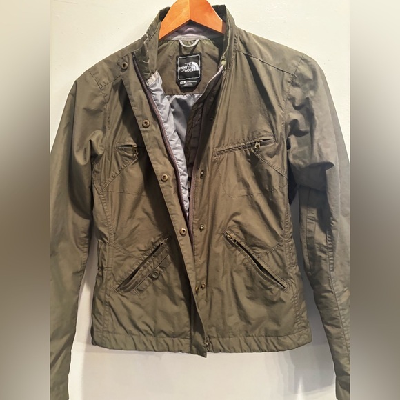 The North Face women’s  Military Green Field Jacket lightweight small neutral - Picture 10 of 11